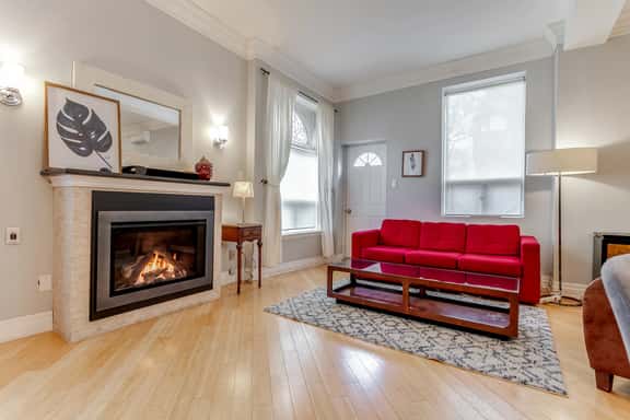 Sweet Garden Suite In Little Italy - Image 1
