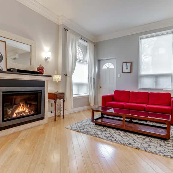 Sweet Garden Suite In Little Italy - Image 1