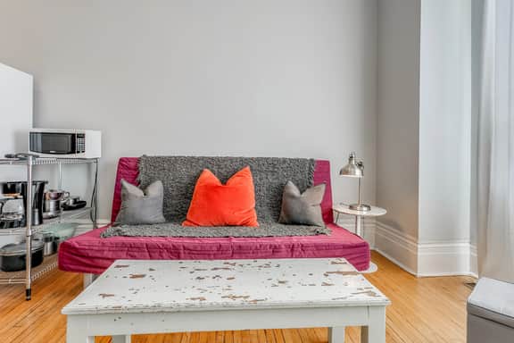 Little Italy Bright 1 Bedroom
